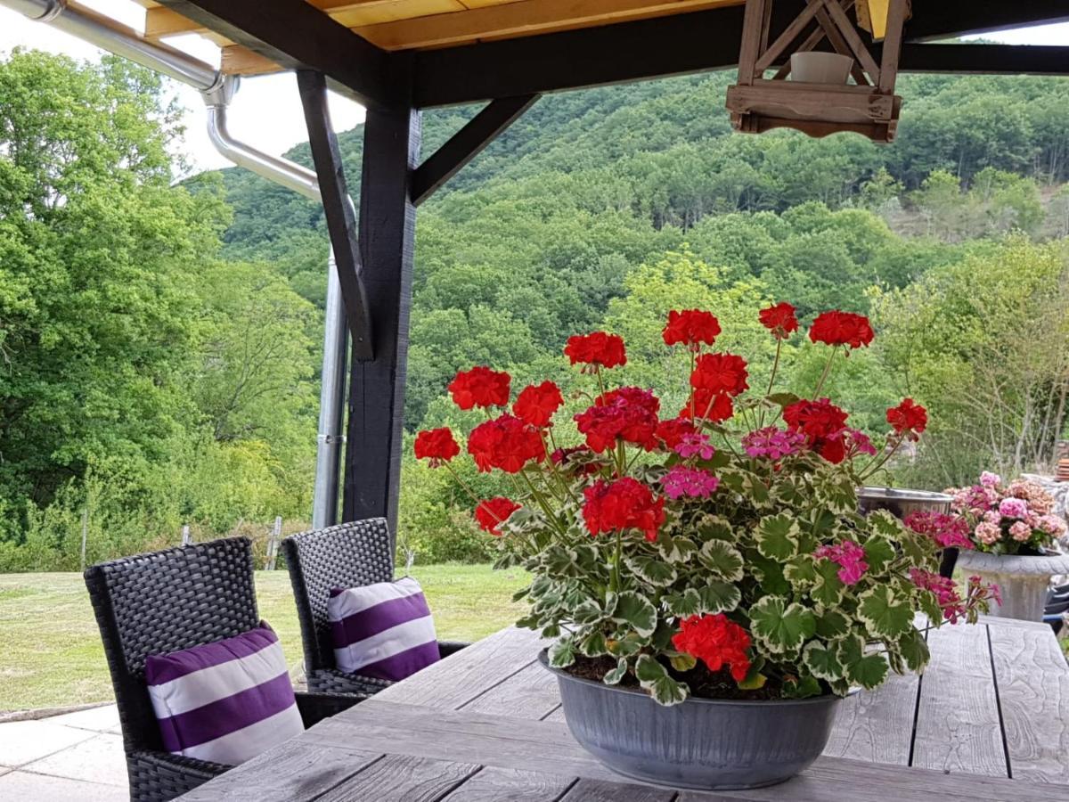 Chalets Lavaux Pouzol Extérieur photo